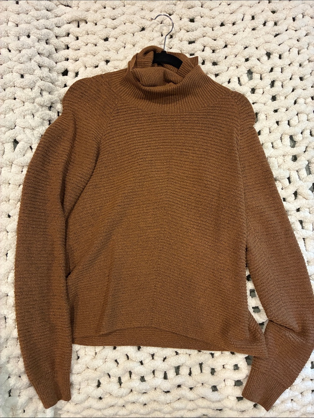 Turtleneck Cozy Ribbed Sweater in Camel